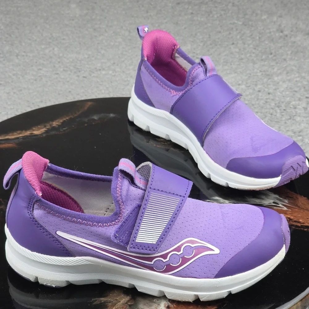 Saucony Kids SR Velocity Jr Purple Athletic Sneakers‎ Shoes Size 2M